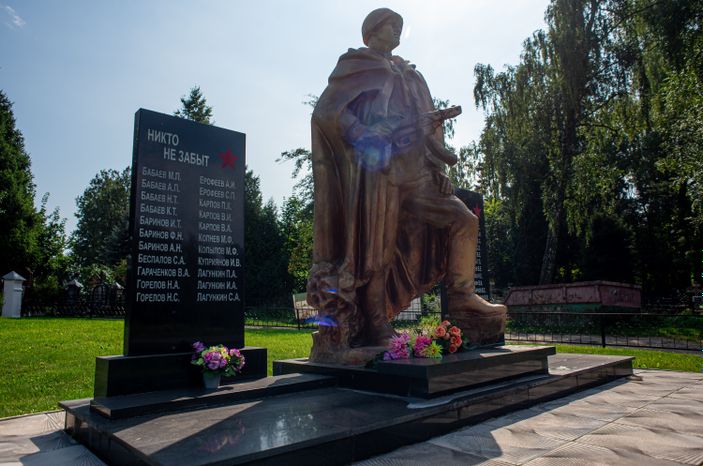 Летние виды церкви Сергия Радонежского в Комягино