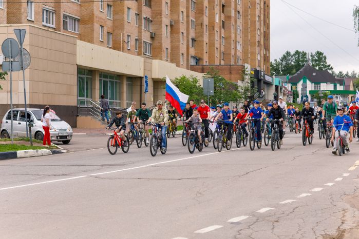 Более 100 участников собрал Солнечный велопарад в Солнечногорске