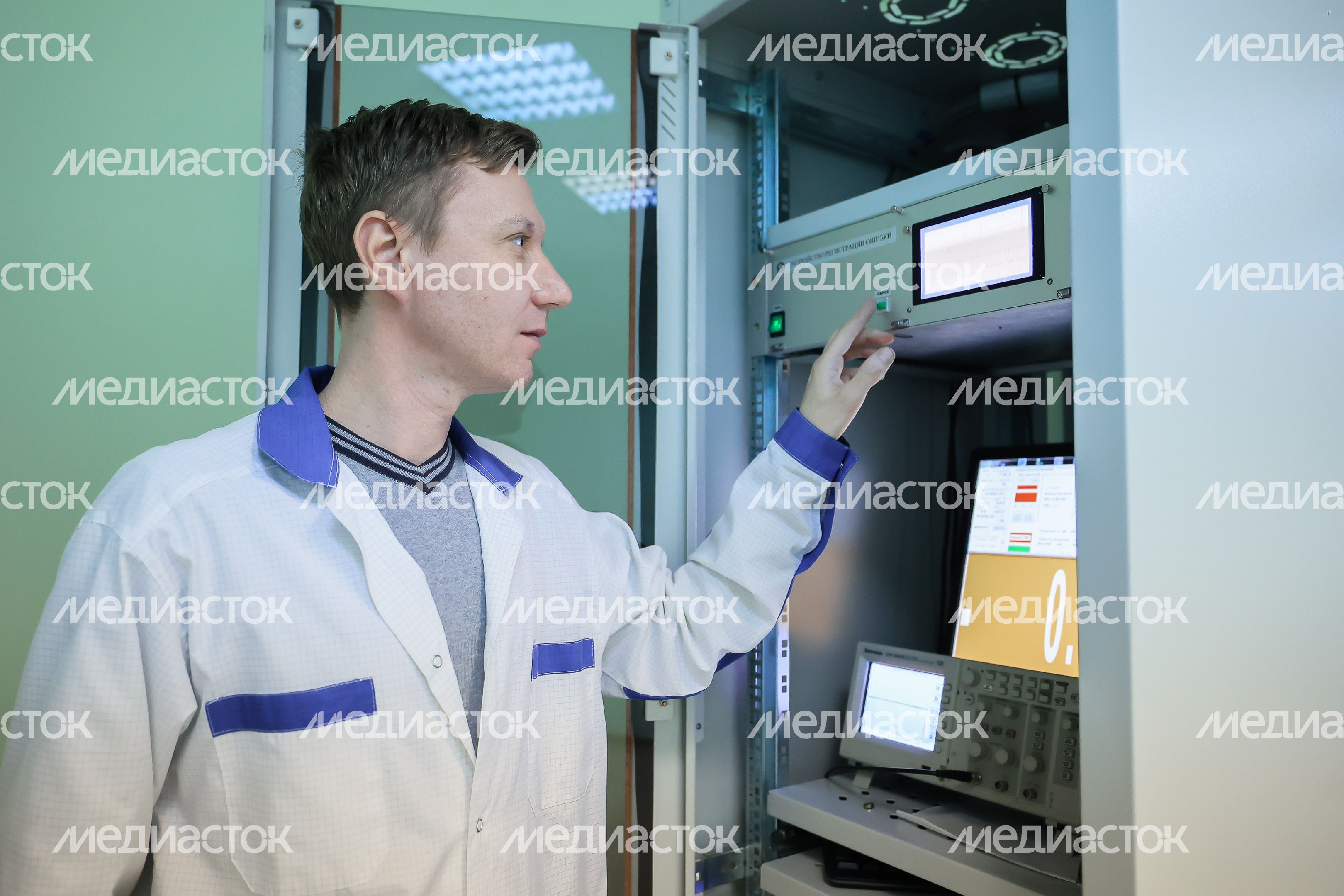 Губернатор на предприятии «ВНИИФТРИ» в Солнечногорске​