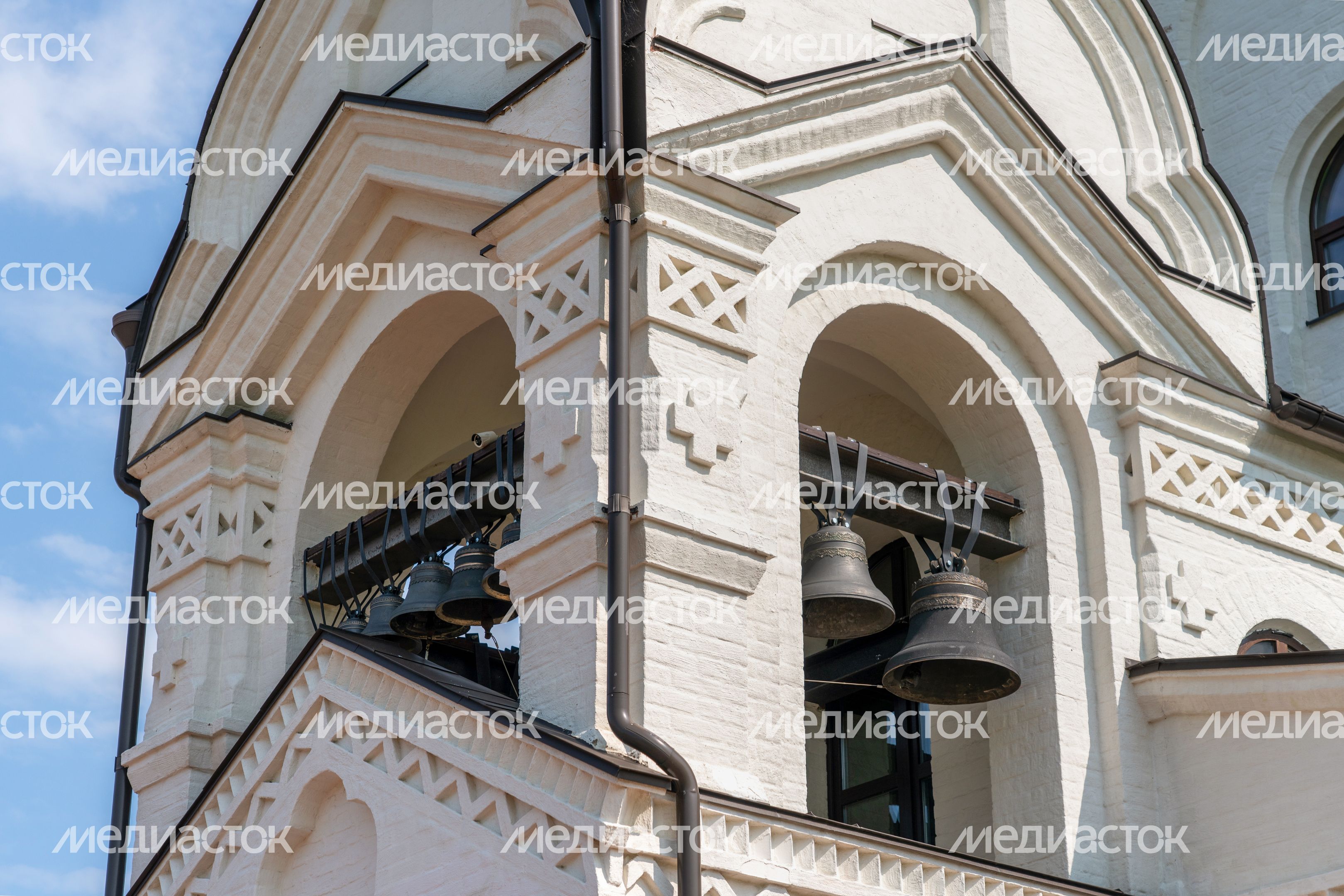 Церковь благоверной царицы Тамары в поселке Часцы Одинцовского округа Церковь благоверной царицы Тамары в поселке Часцы Одинцовского округа