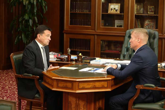 Губернатор Московской области Андрей Воробьёв провел встречу с главой городского округа Зарайск