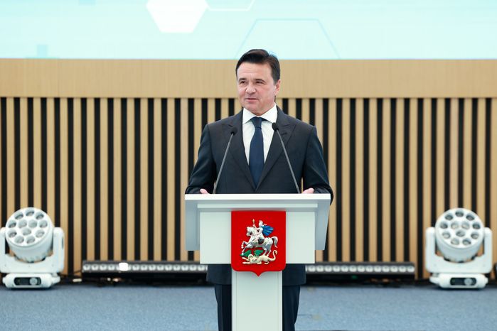 Андрей Воробьев поздравил с профессиональным праздником подмосковных медиков
