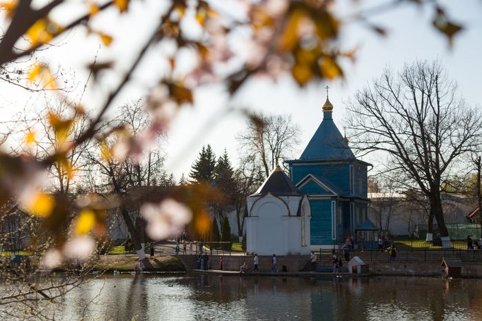 Церковь апостолов Петра и Павла в городе Дзержинский