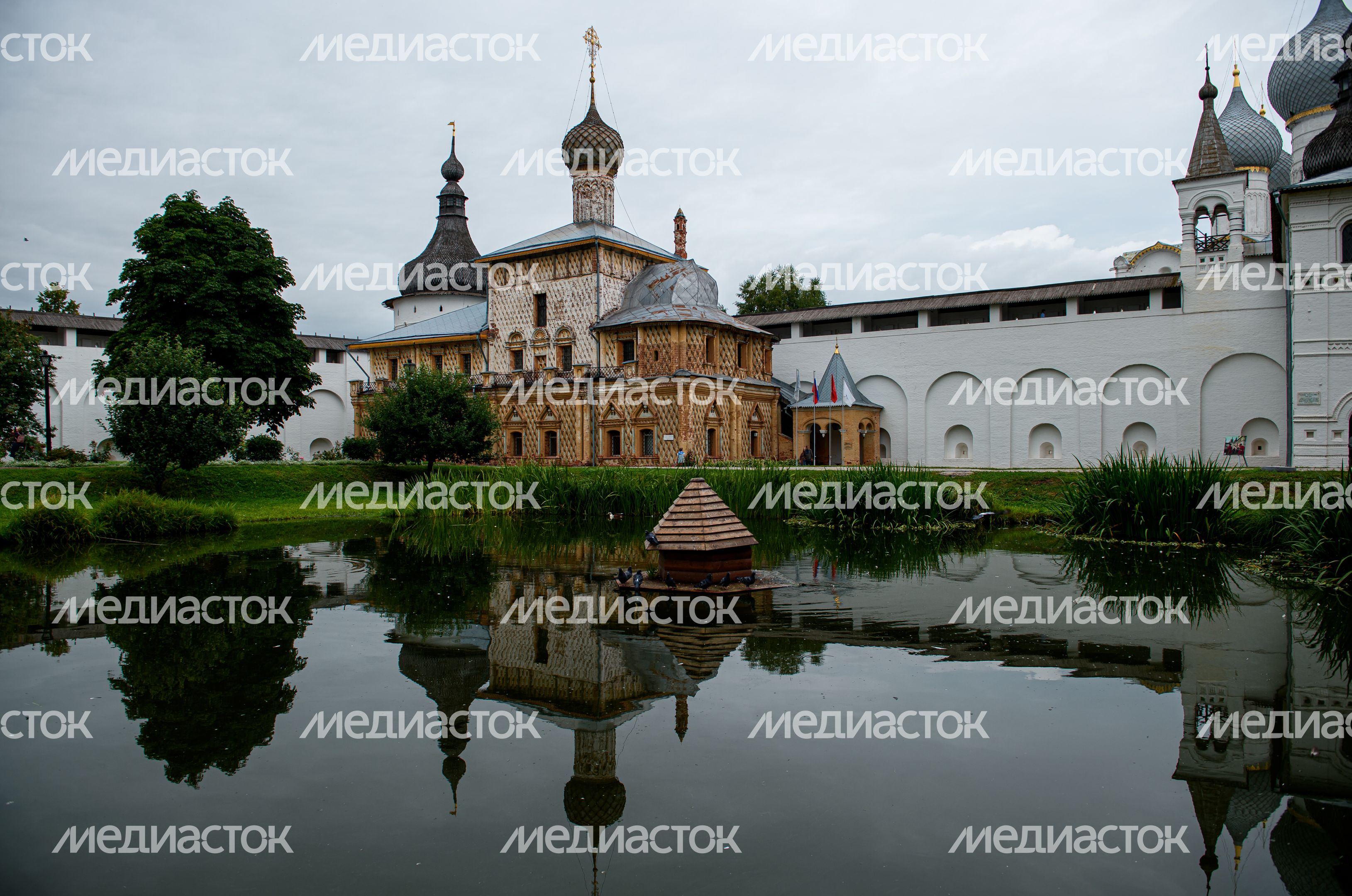 Государственный музей-заповедник «Ростовский кремль» в Ярославской области