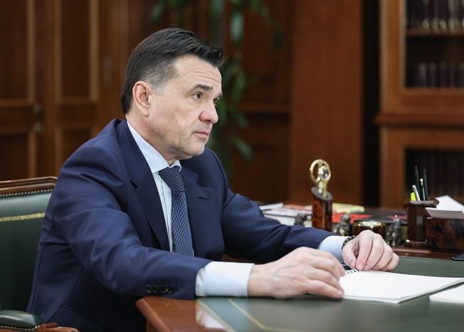 Андрей Воробьев провел рабочую встречу с главой Можайского округа