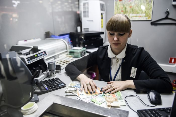 Система tax free для возврата НДС иностранцам начинает работу в России в тестовом режиме