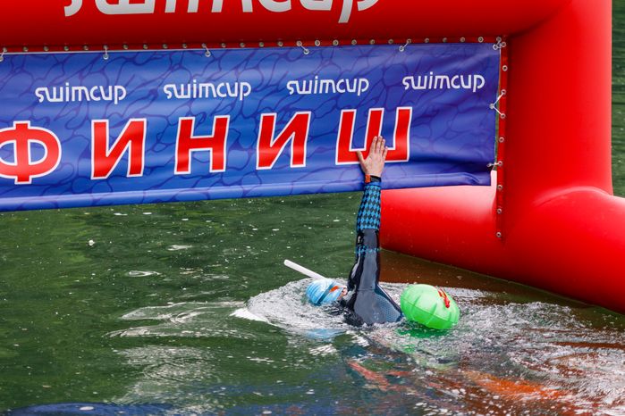 Заплыв на открытой воде Swimcup на Кореневском карьере в Люберцах