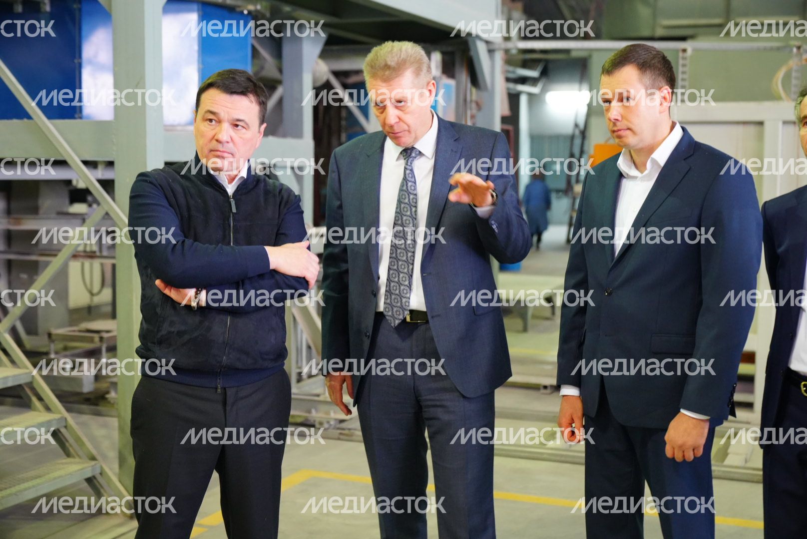 Посещение губернатором завода оптического стекла в Лыткарино