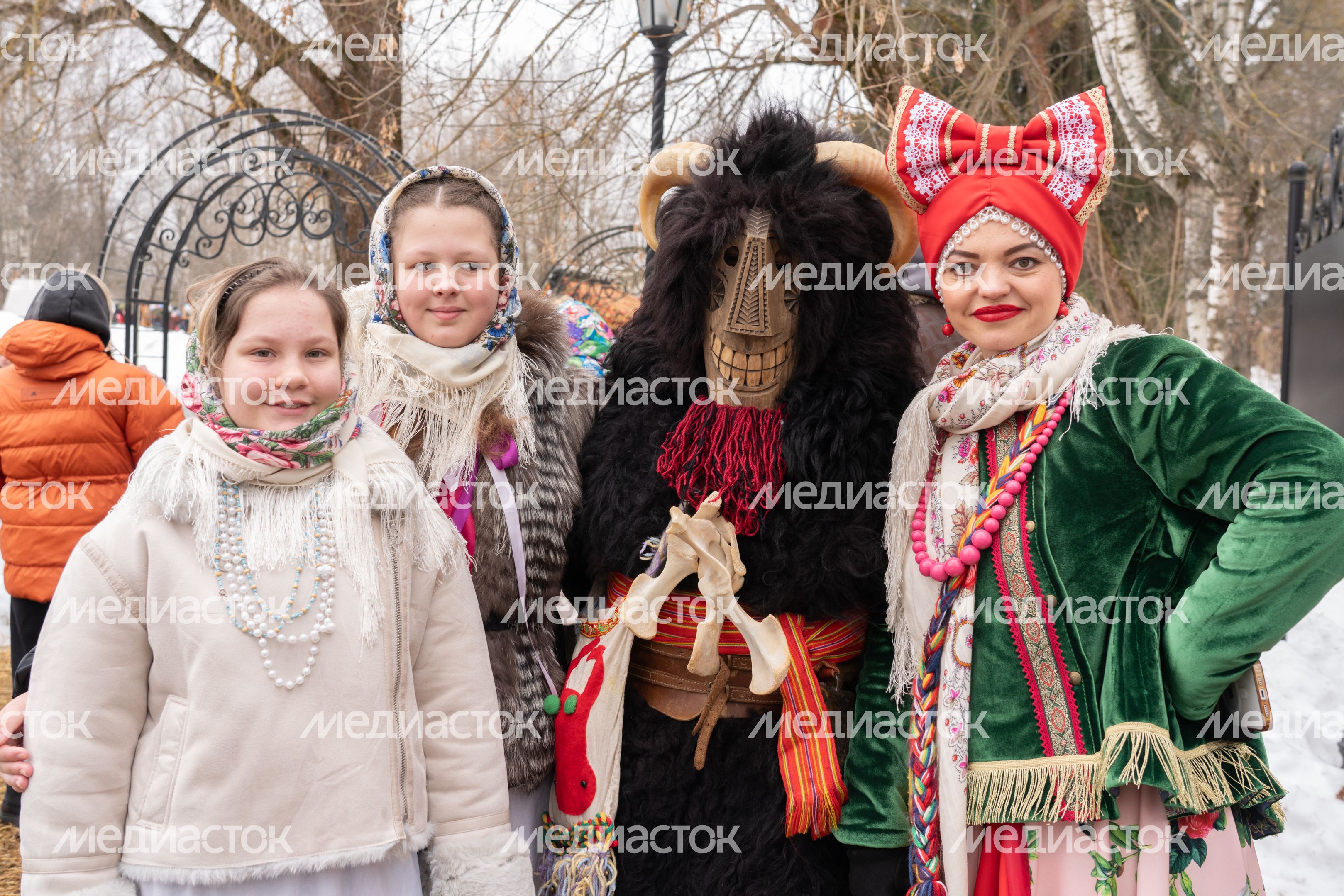 Масленица в парке "Захарово". Одинцовский округ