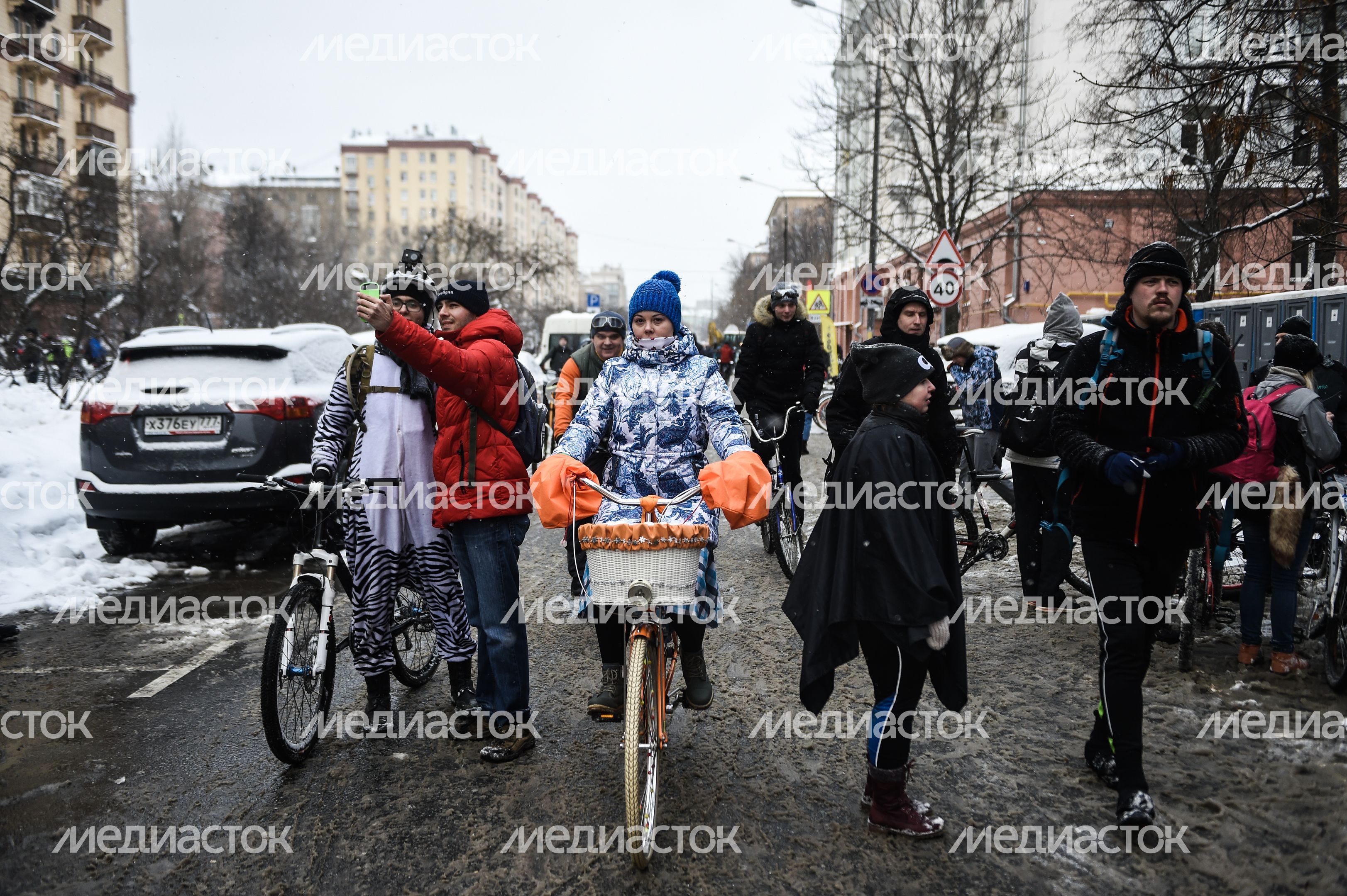 В Москве состоялся 4-й Зимний Велопарад