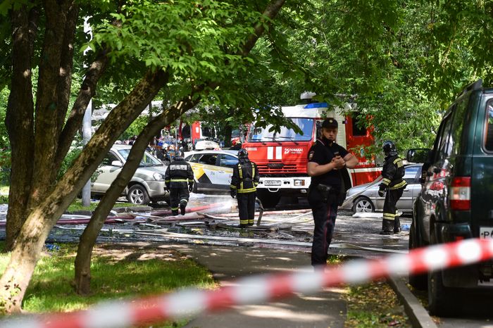 Кадры с места взрыва в доме на улице Проходчиков в Москве