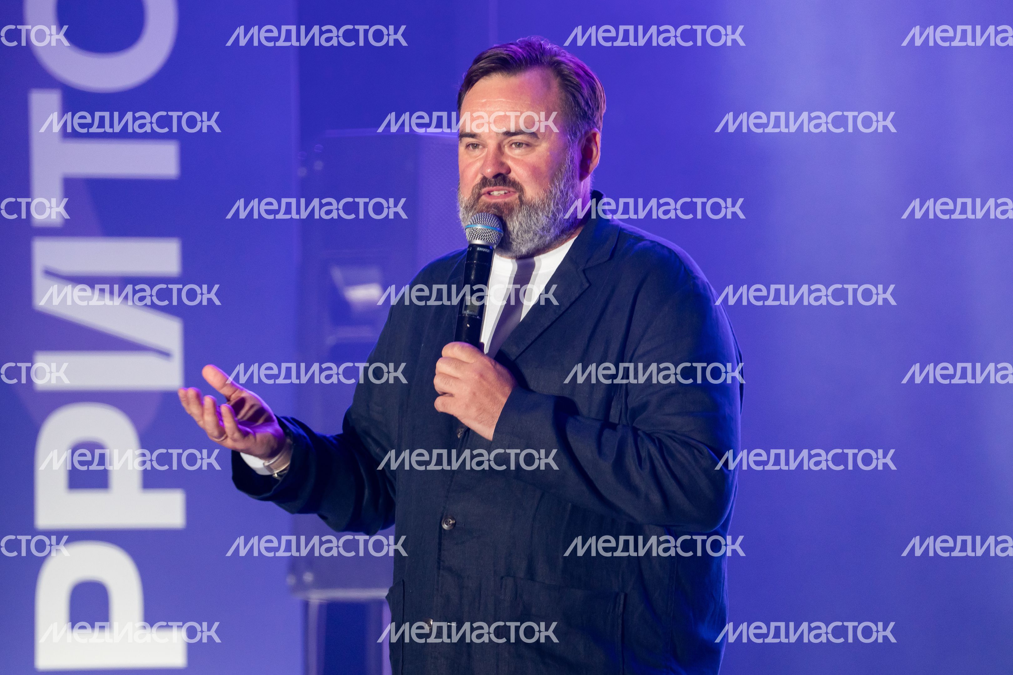 Ректор Мастерской управления «Сенеж» Андрей Бетин на церемонии закрытия форума «Территория смыслов» Ректор Мастерской управления «Сенеж» Андрей Бетин на церемонии закрытия форума «Территория смыслов»