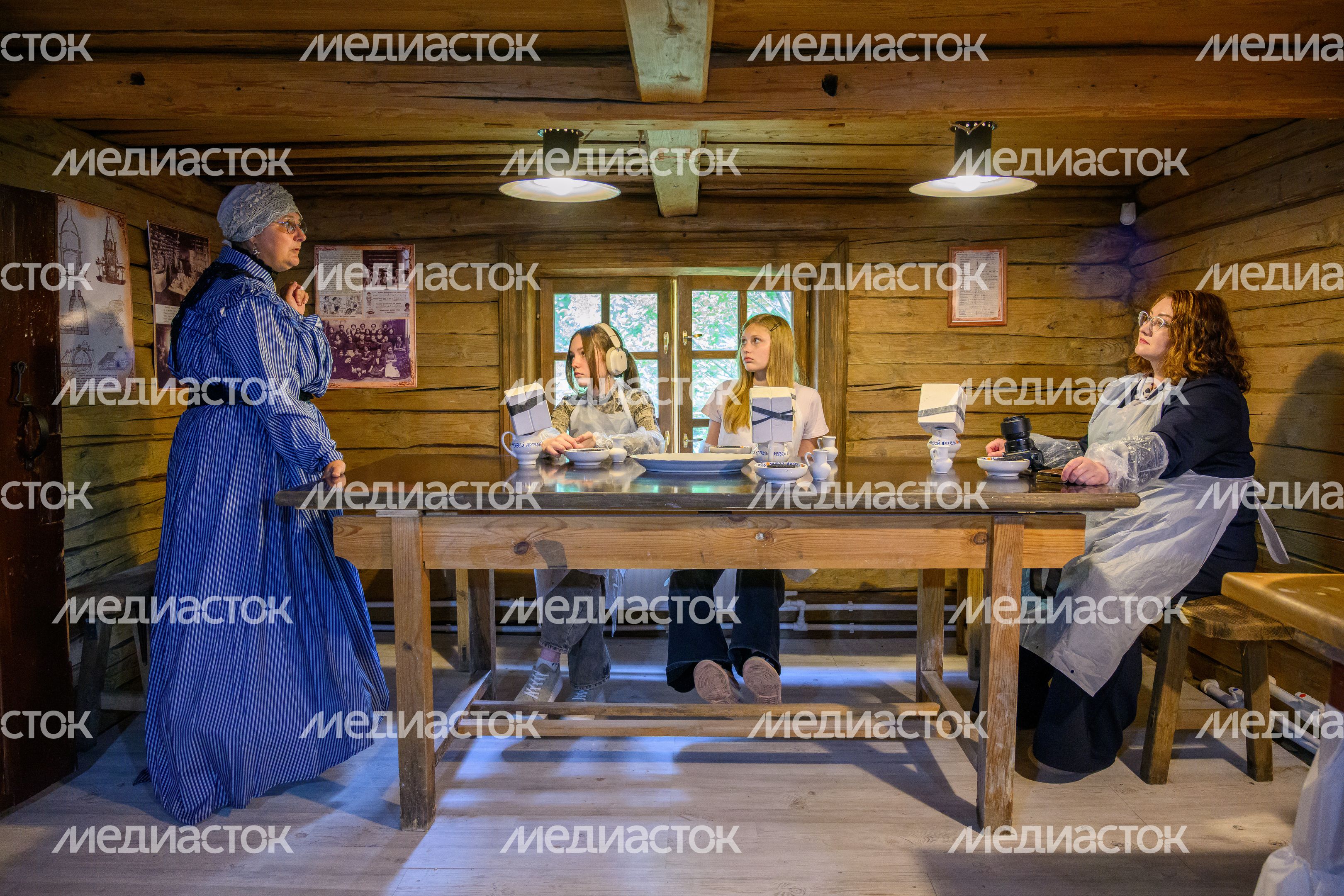 История промысла росписи фарфора в стиле гжель в музее-мастерской «Артель» в деревне Турыгино Раменского округа