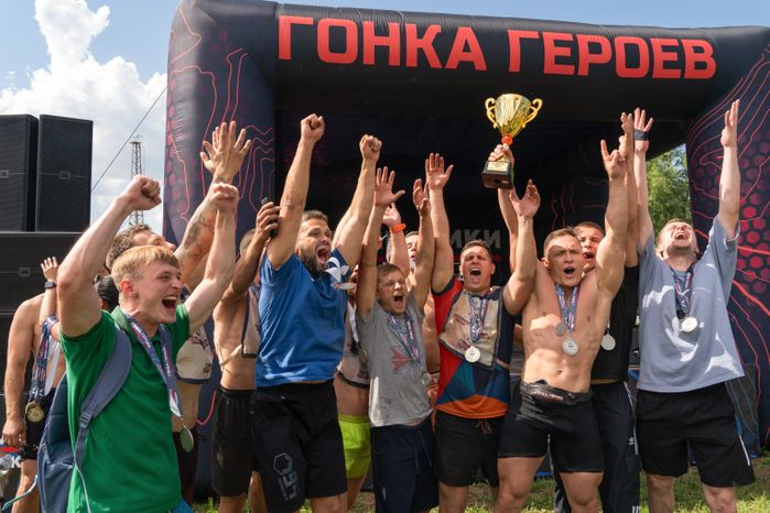 Гонка героев на полигоне Алабино собрала 1,5 тыс. человек