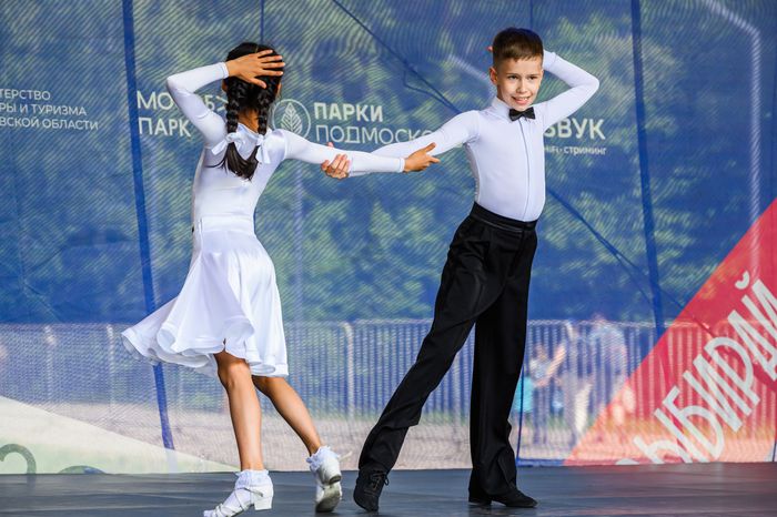 Второй сезон фестиваля «Город танцует в парках» в Видновском лесопарке