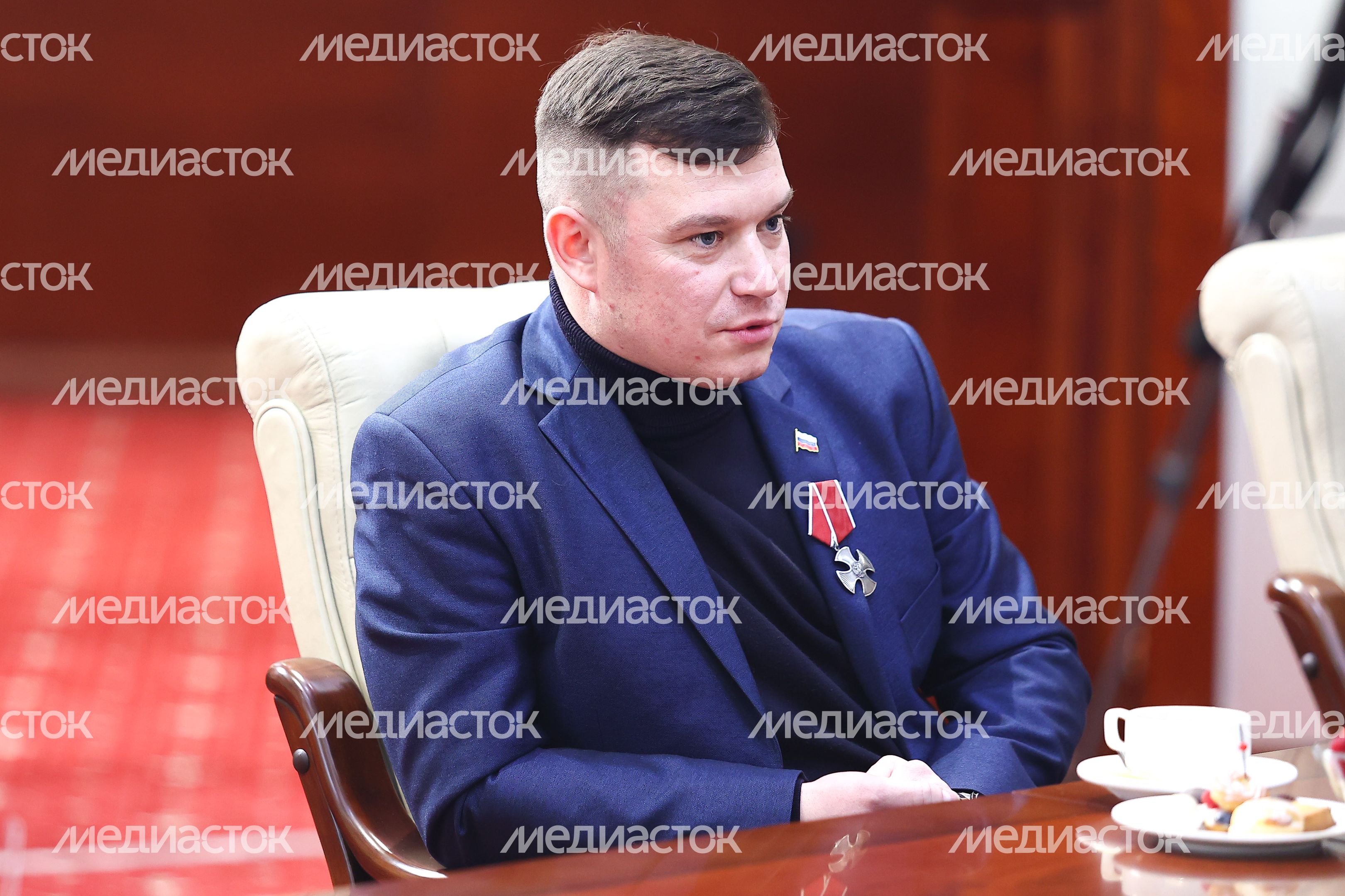 Вручение губернатором Подмосковья государственных наград участникам СВО
