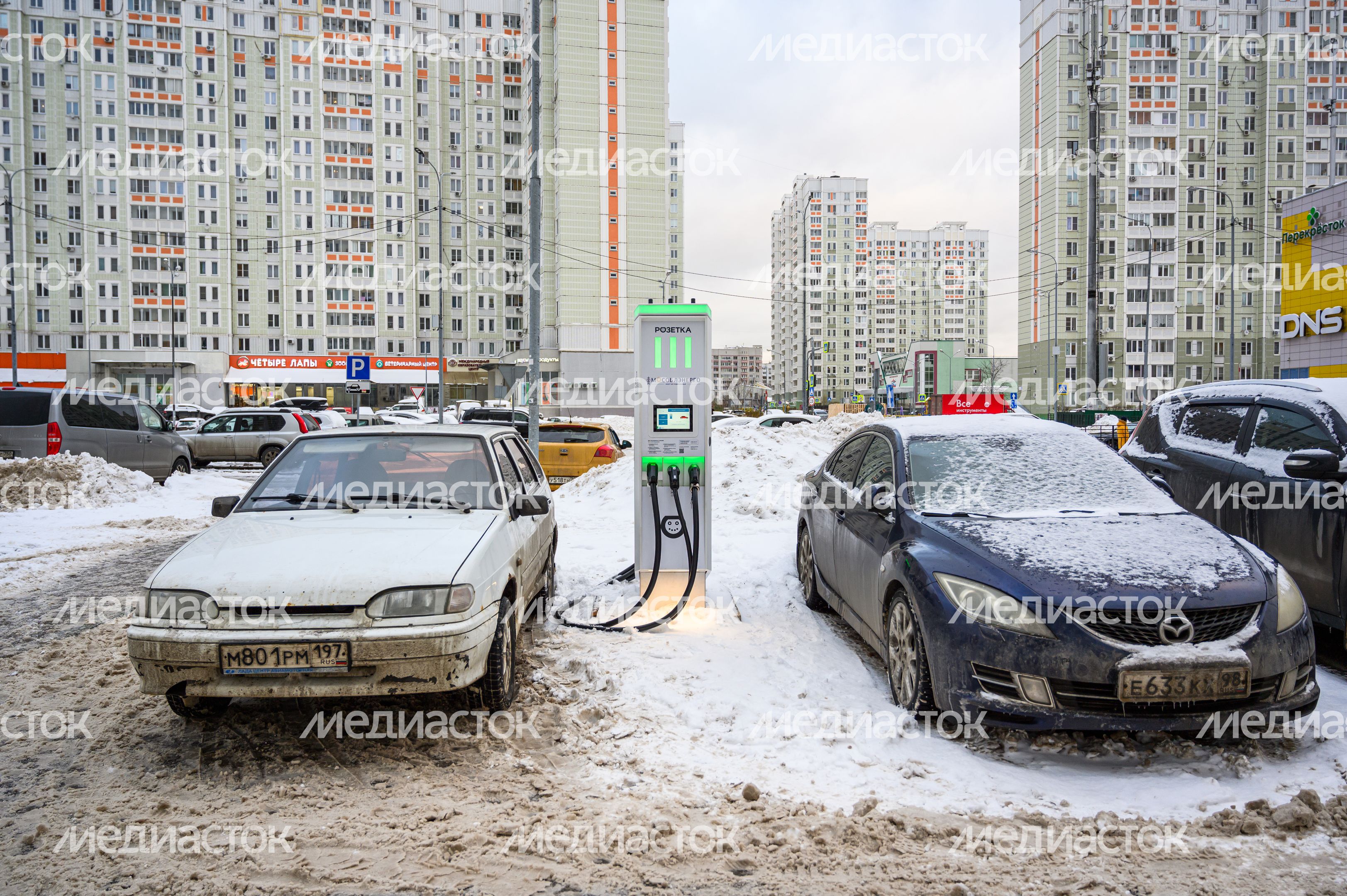 Электрозарядная станция (ЭЗС) в микрорайоне Железнодорожный в Балашихе Электрозарядная станция (ЭЗС) в микрорайоне Железнодорожный в Балашихе