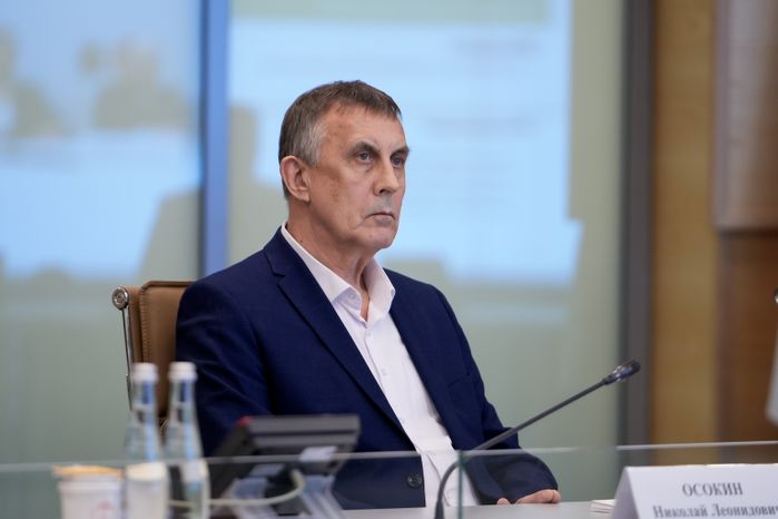 На совещании с губернатором главной темой стала поддержка защитников Родины и их близких