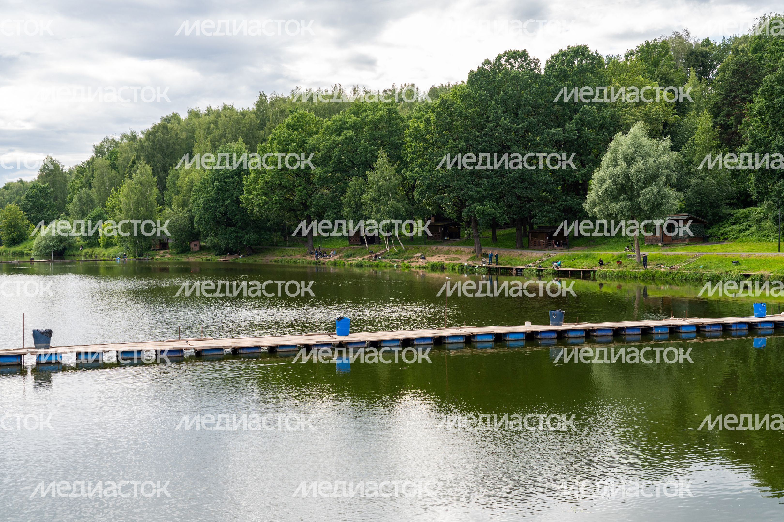 Пляж на реке Банька в Красногорске Пляж на реке Банька в Красногорске