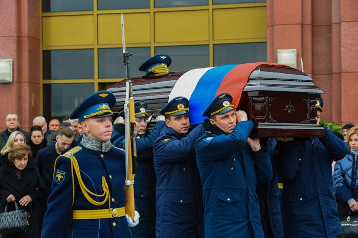 Церемония прощания с космонавтом Алексеем Леоновым в Подмосковье