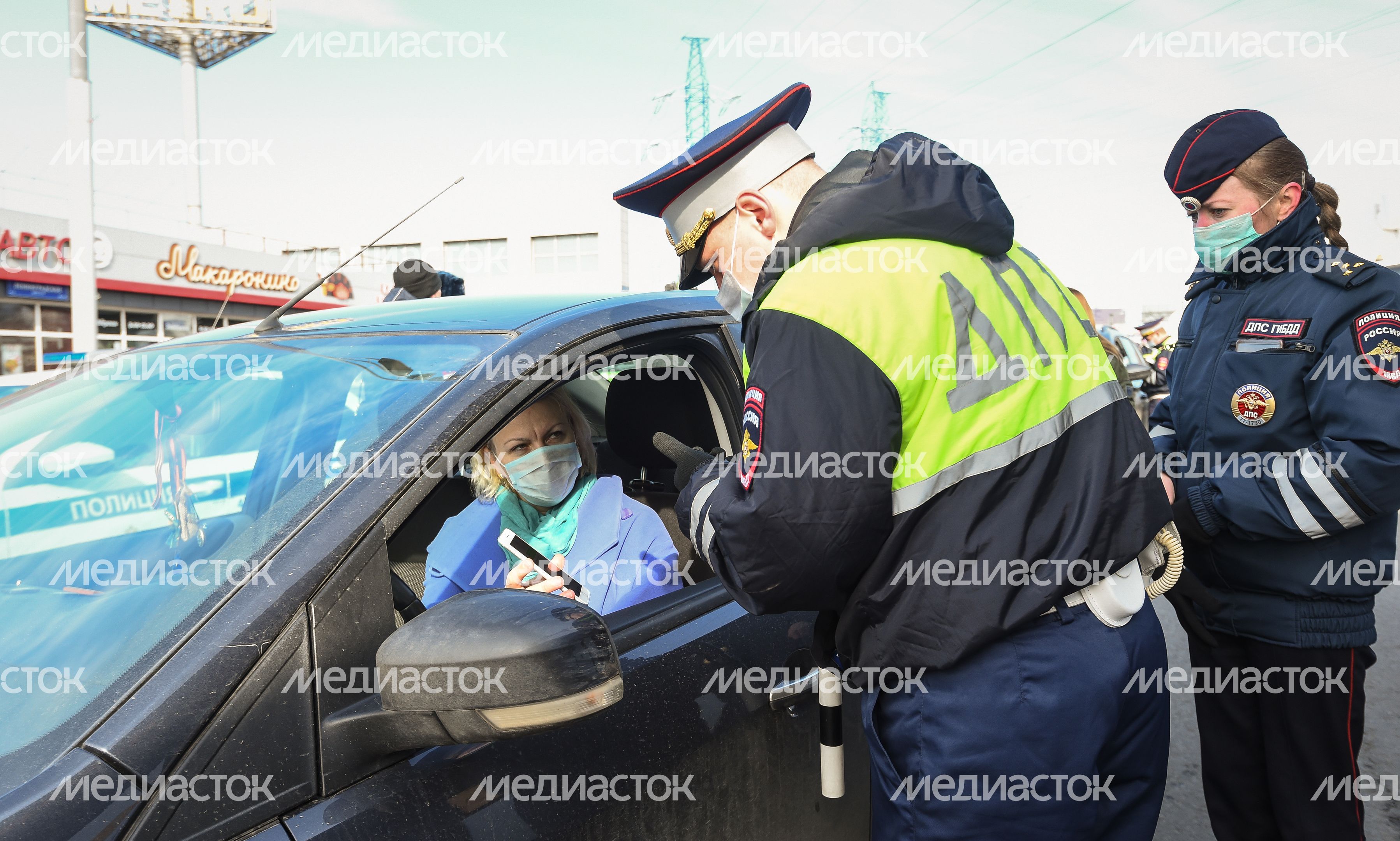 Проверка пропусков на въезде в Москву в период самоизоляции