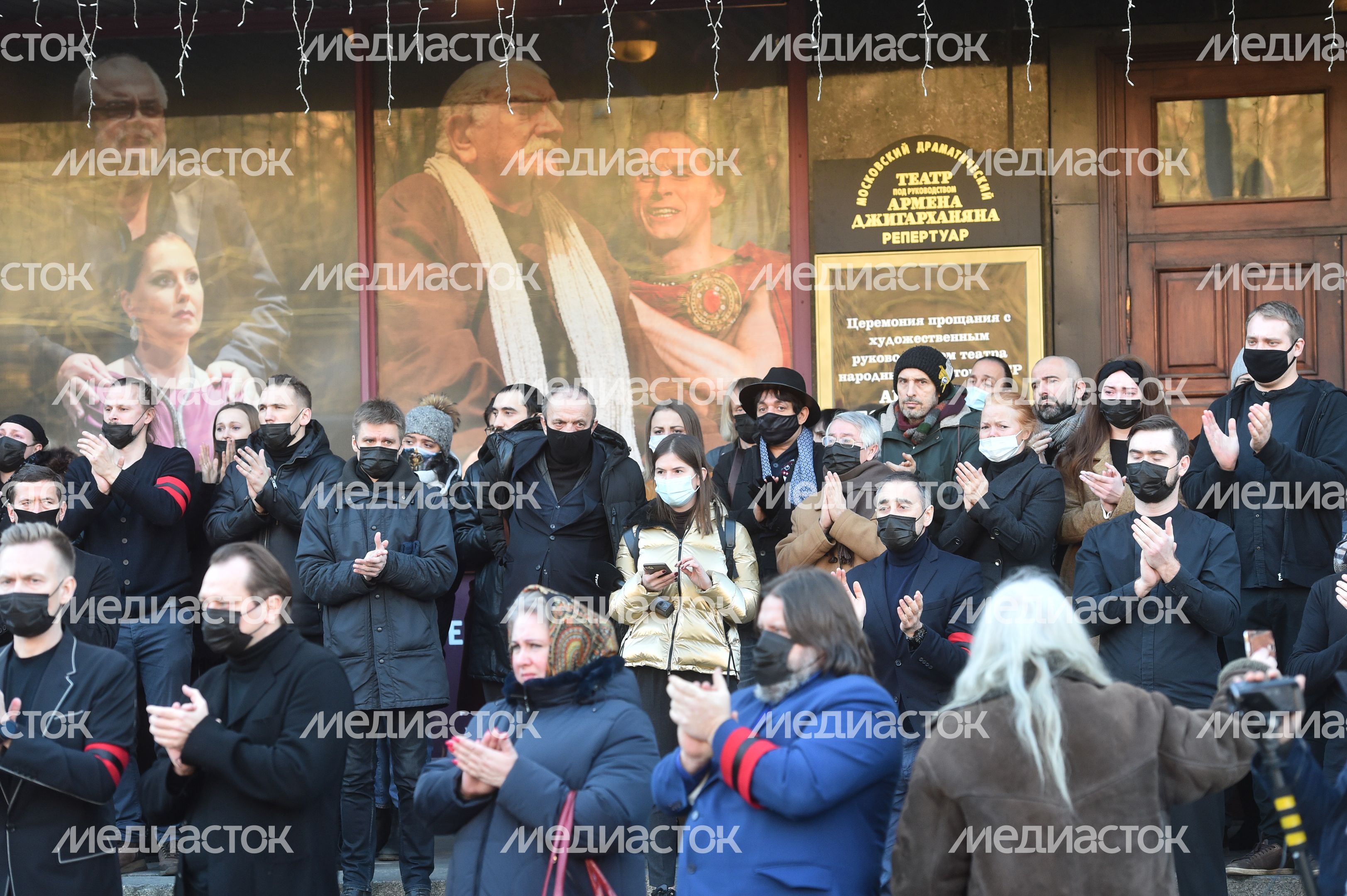 Церемония прощания с Арменом Джигарханяном в Москве