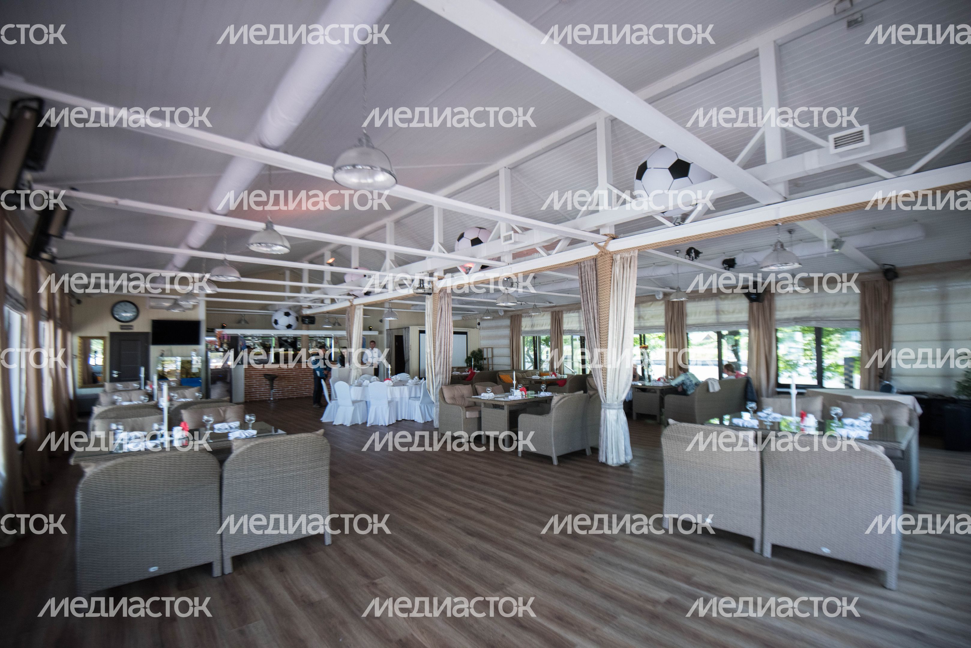 Московский международный яхтенный порт в Долгопрудном