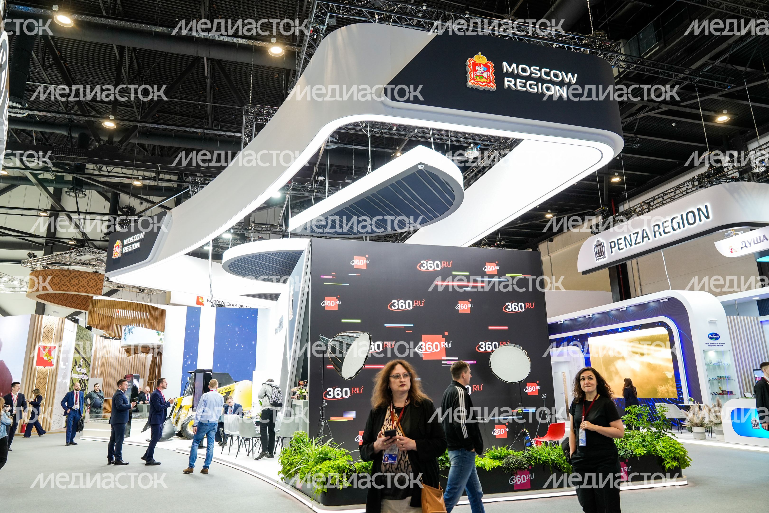 Стенд Подмосковья на Петербургском международном экономическом форуме