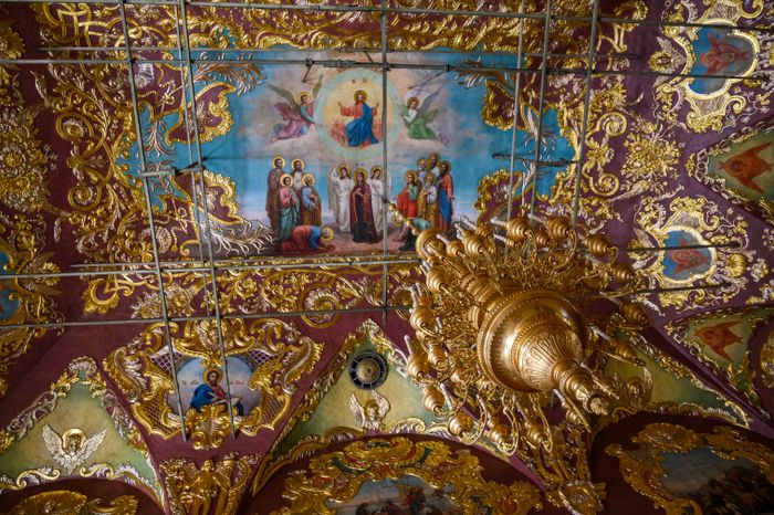 Солнечная Свято-Троицкая Сергиева лавра