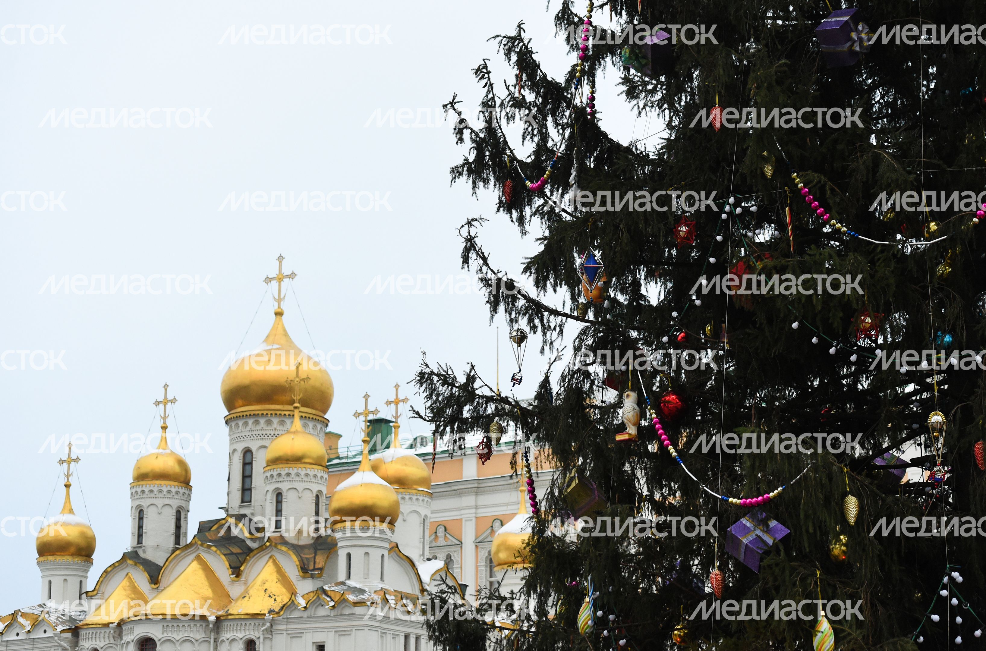 Как украсили главную новогоднюю елку страны