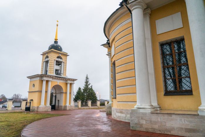 Церковь Рождества Пресвятой Богородицы в Талеже округа Чехов