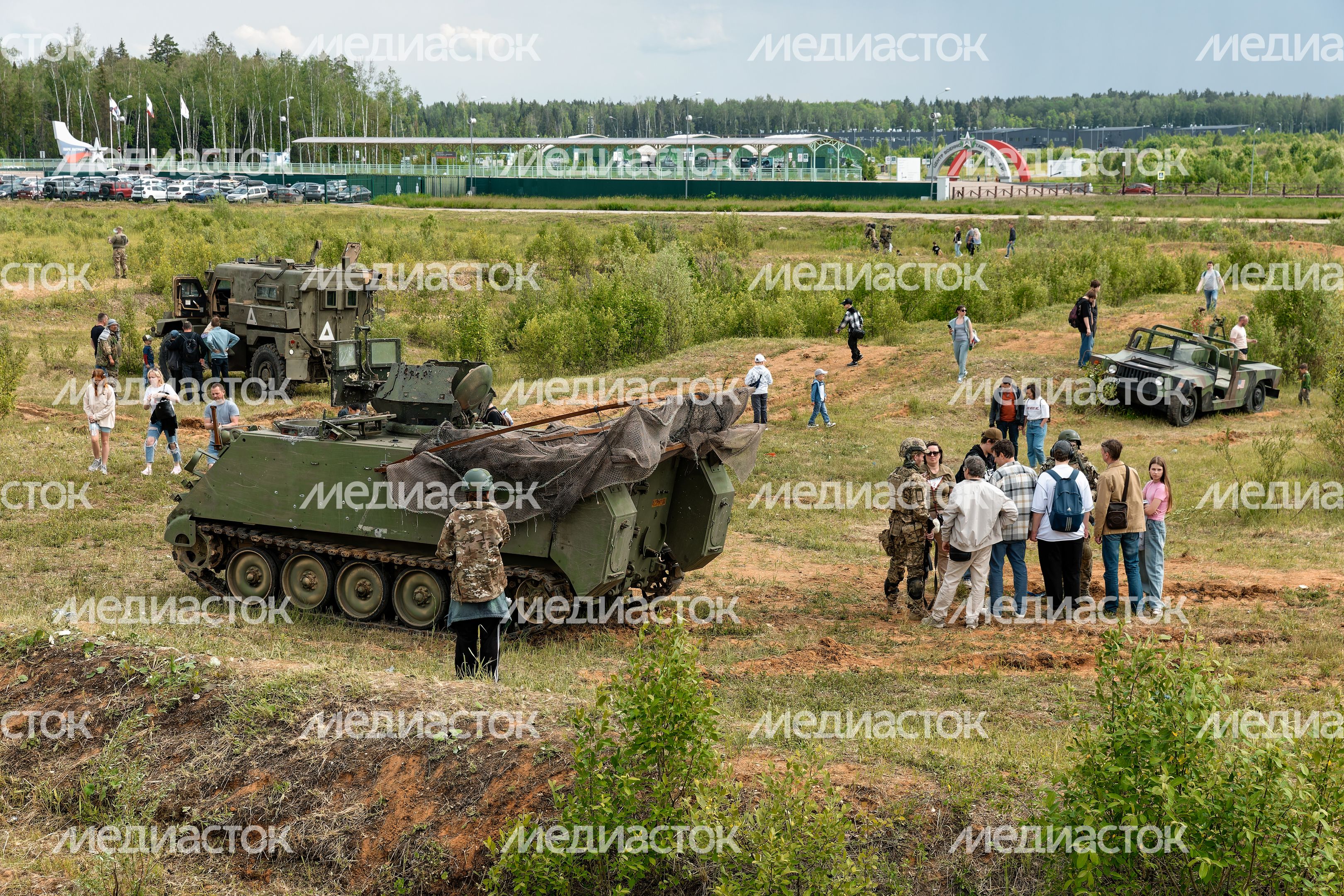 Реконструкция современных боевых действий в парке «Патриот» Одинцовского округа Реконструкция современных боевых действий в парке «Патриот» Одинцовского округа