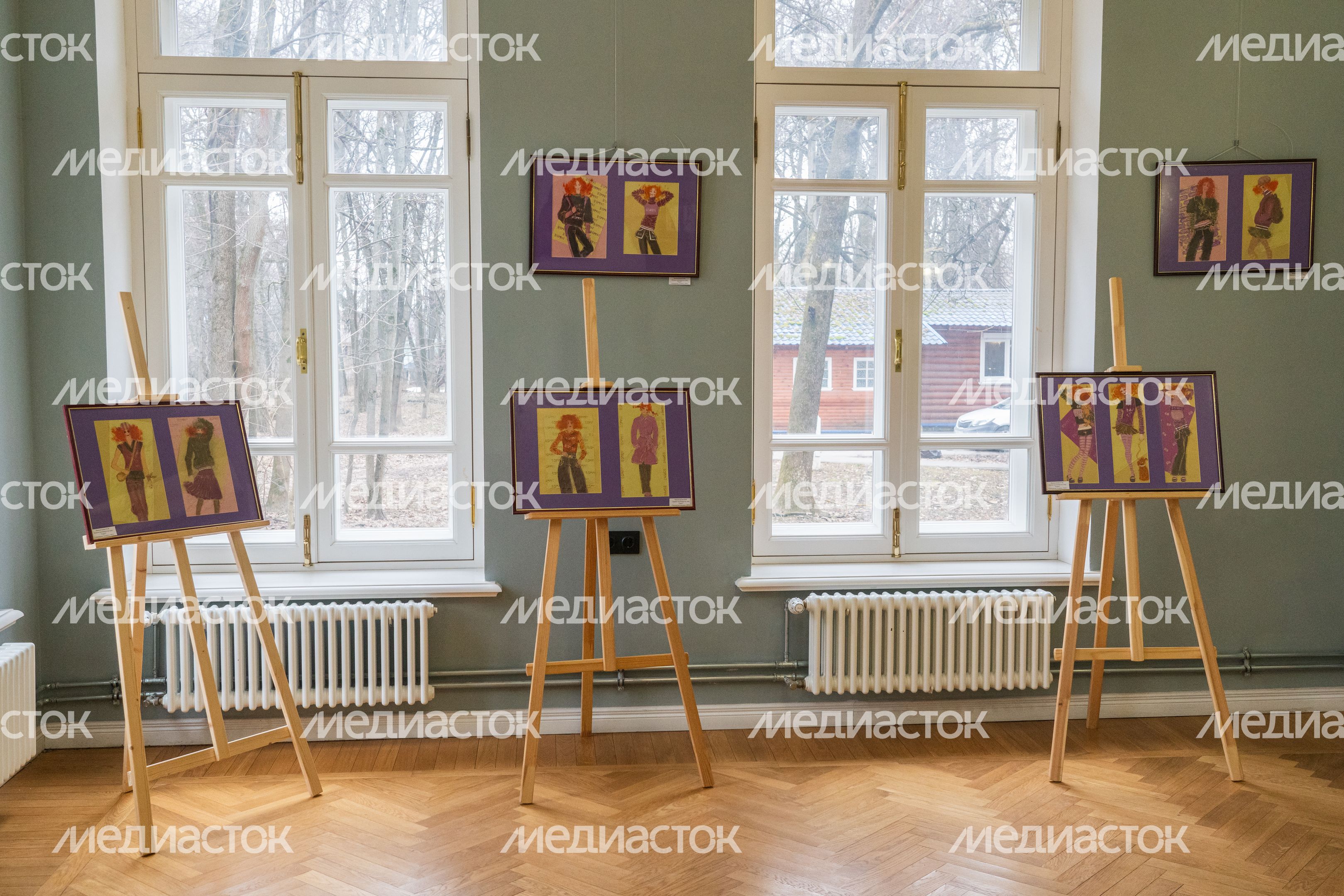 Выставка Н. Вахмистровой «Модный эскиз. Линия и цвет» в Усадьбе Знаменское-Губайлово Выставка Н. Вахмистровой «Модный эскиз. Линия и цвет» в Усадьбе Знаменское-Губайлово
