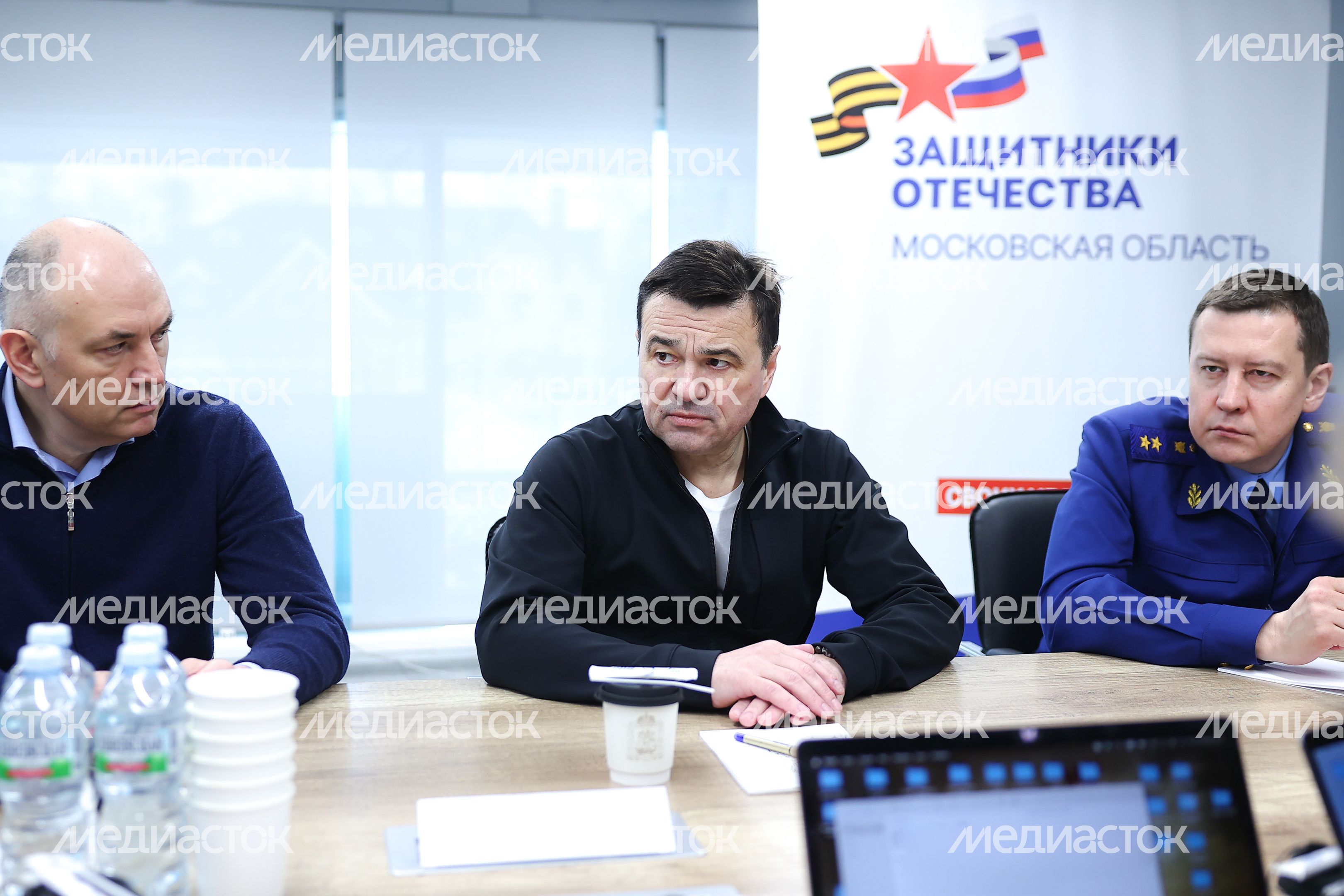 Андрей Воробьев провел очередной штаб на месте теракта в "Крокус Сити Холле"