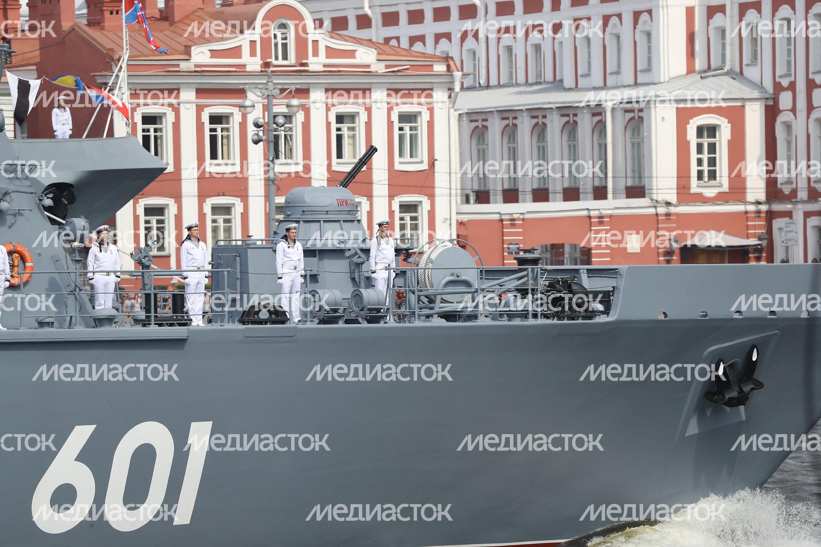 Главный парад Военно-Морского Флота в Санкт-Петербурге Главный парад Военно-Морского Флота в Санкт-Петербурге