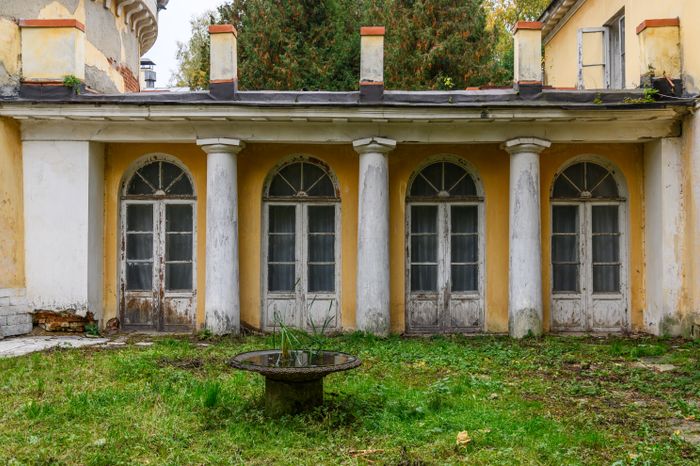 Храм-мавзолей Волконских в усадьбе Суханово Ленинского округа