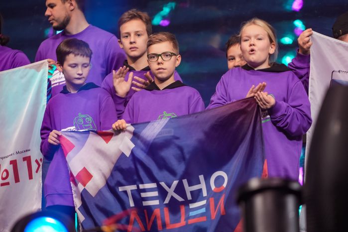Андрей Воробьев дал старт финалу  международного чемпионата «Битва роботов»