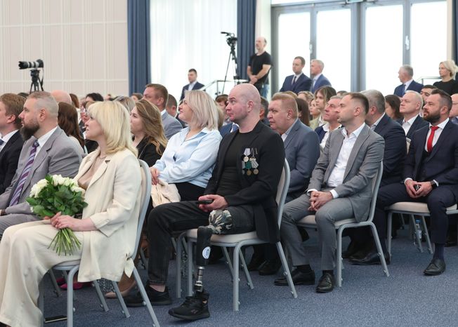 Подмосковных соцработников поздравили с их профессиональным праздником