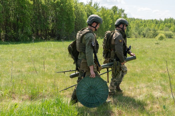 Военно-техническая игра "Арт-дуэль-2024" на аэродроме Волосово