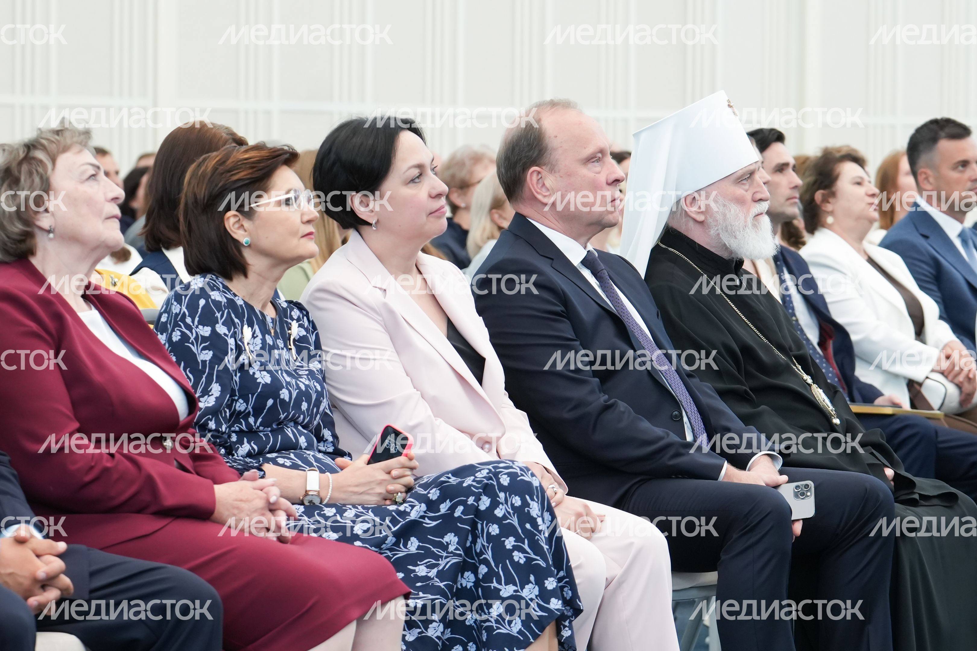 Социальных работников Московской области поздравили с профессиональным праздником Социальных работников Московской области поздравили с профессиональным праздником