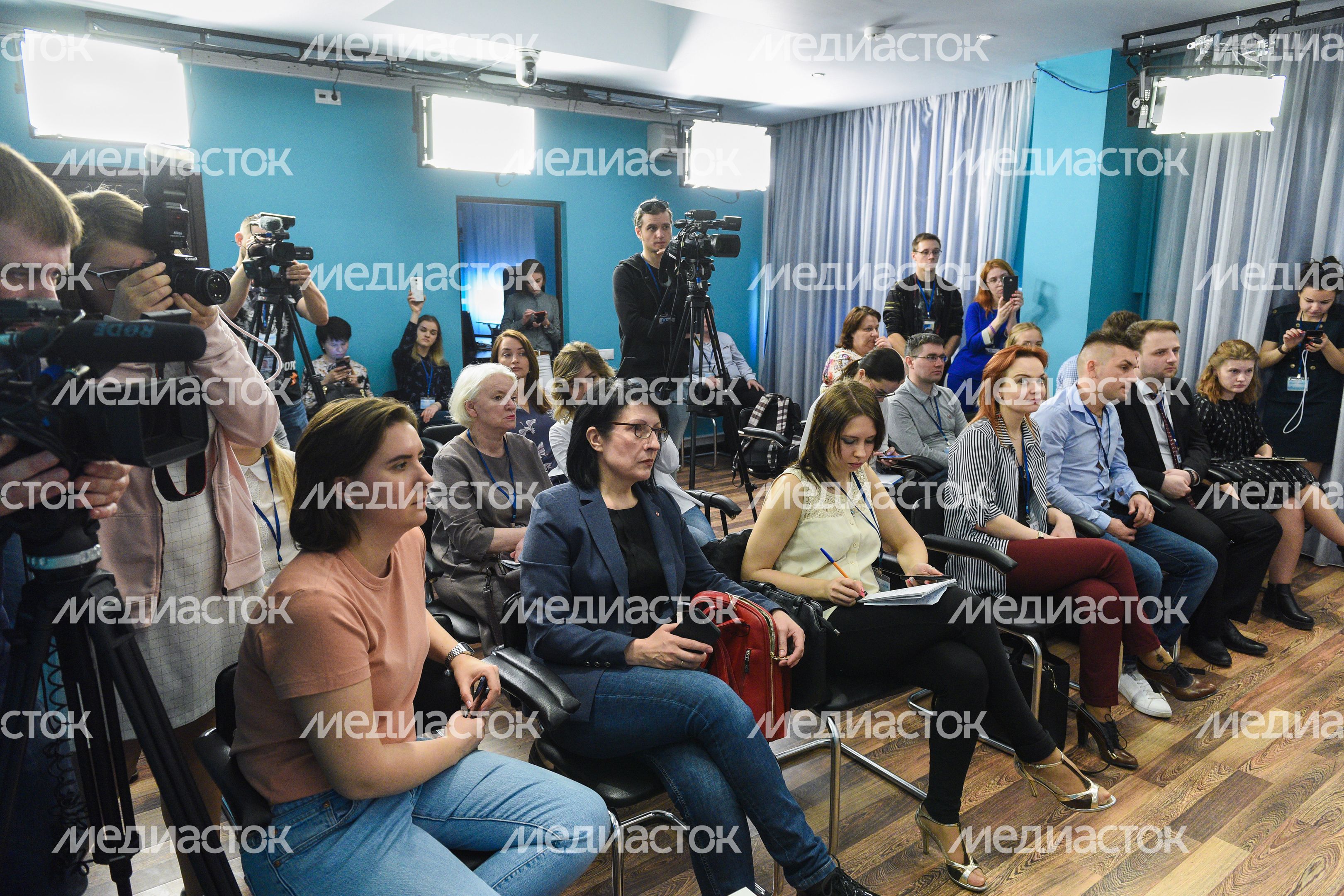 Пресс-конференция, посвященная подмосковным мероприятиям в честь Дня Победы Пресс-конференция, посвященная подмосковным мероприятиям в честь Дня Победы