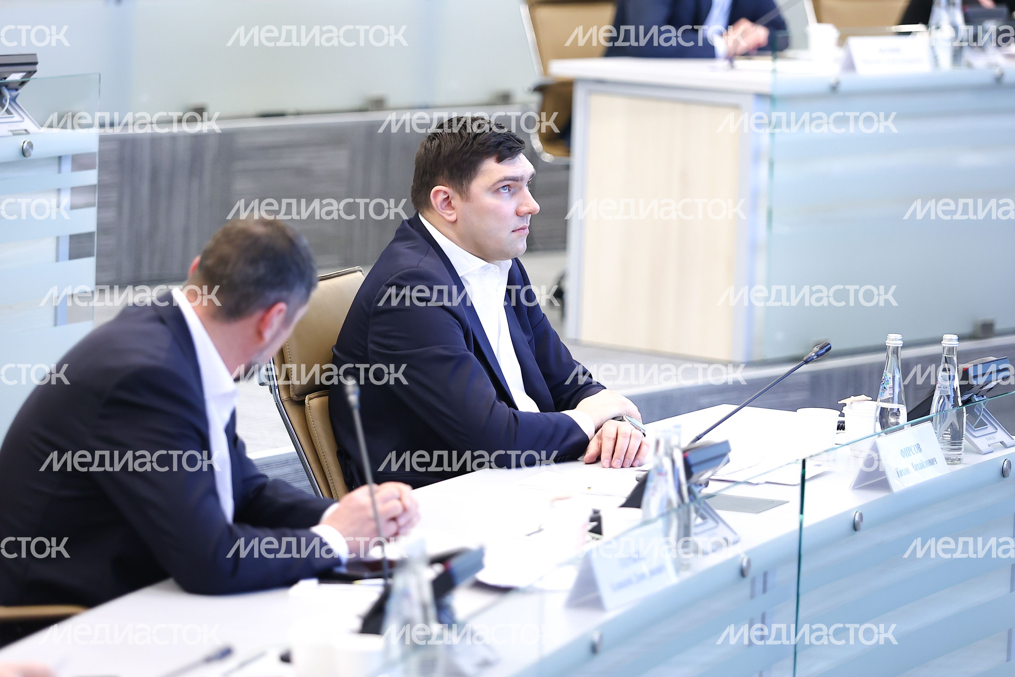 Еженедельное совещание губернатора с областным правительством