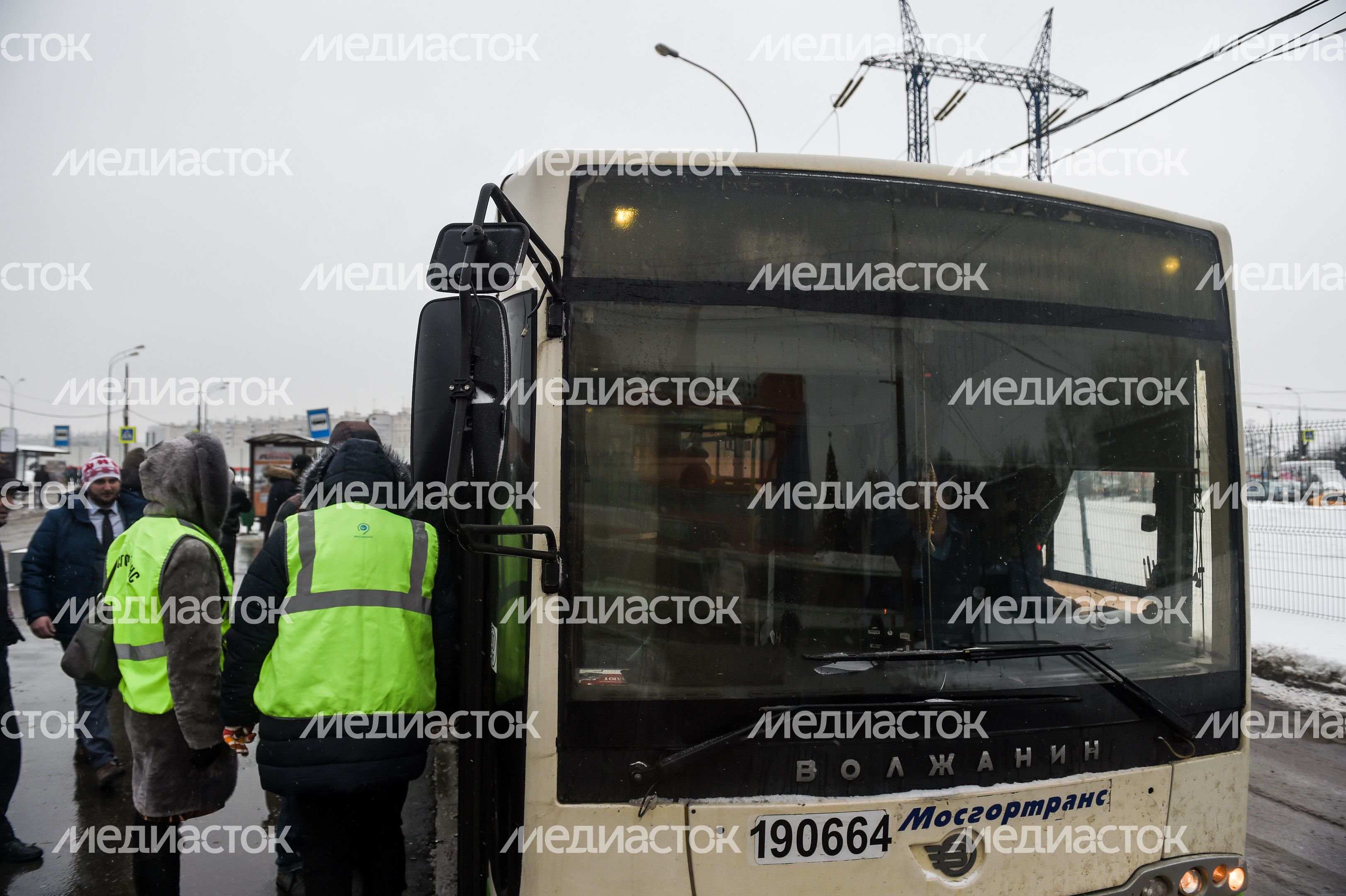 Подтопление станции метро Окружная на севере Москвы