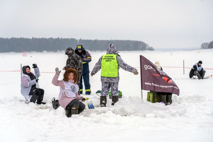 Зимняя рыбалка на Озернинском водохранилище в Рузском округе