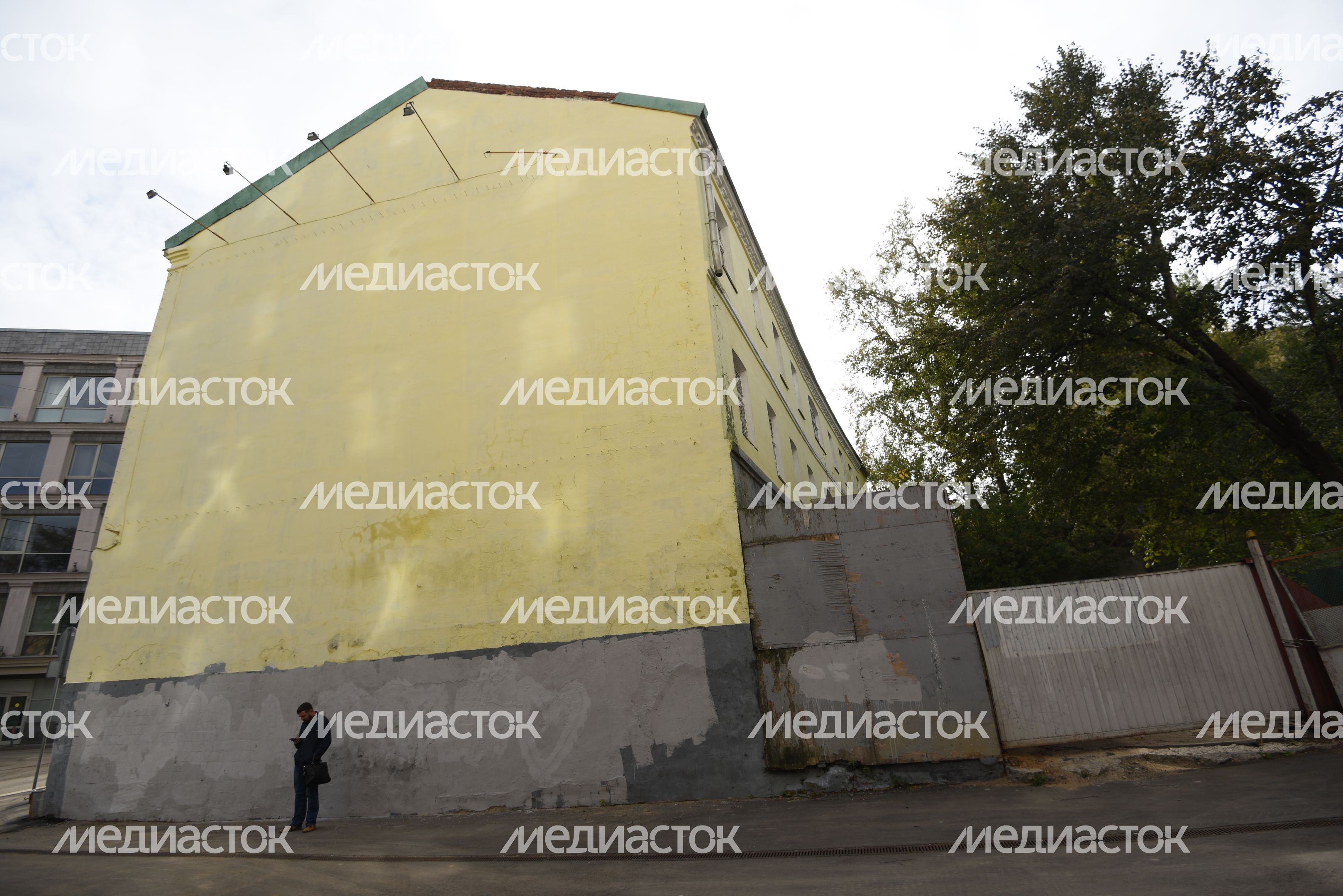Граффити на улицах Москвы