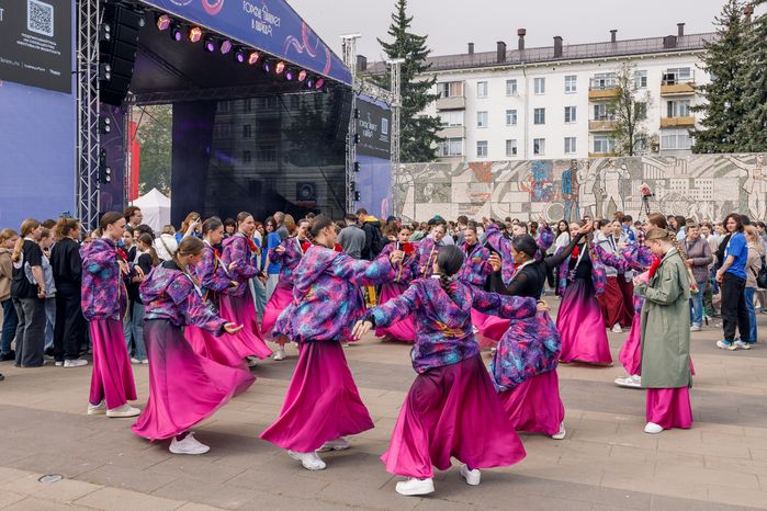 Открытие фестиваля современного танца «Город танцует в парках» в Королеве