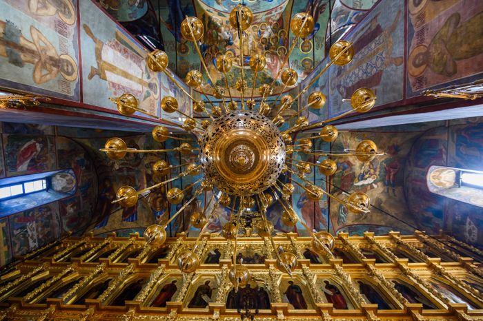 Солнечная Свято-Троицкая Сергиева лавра