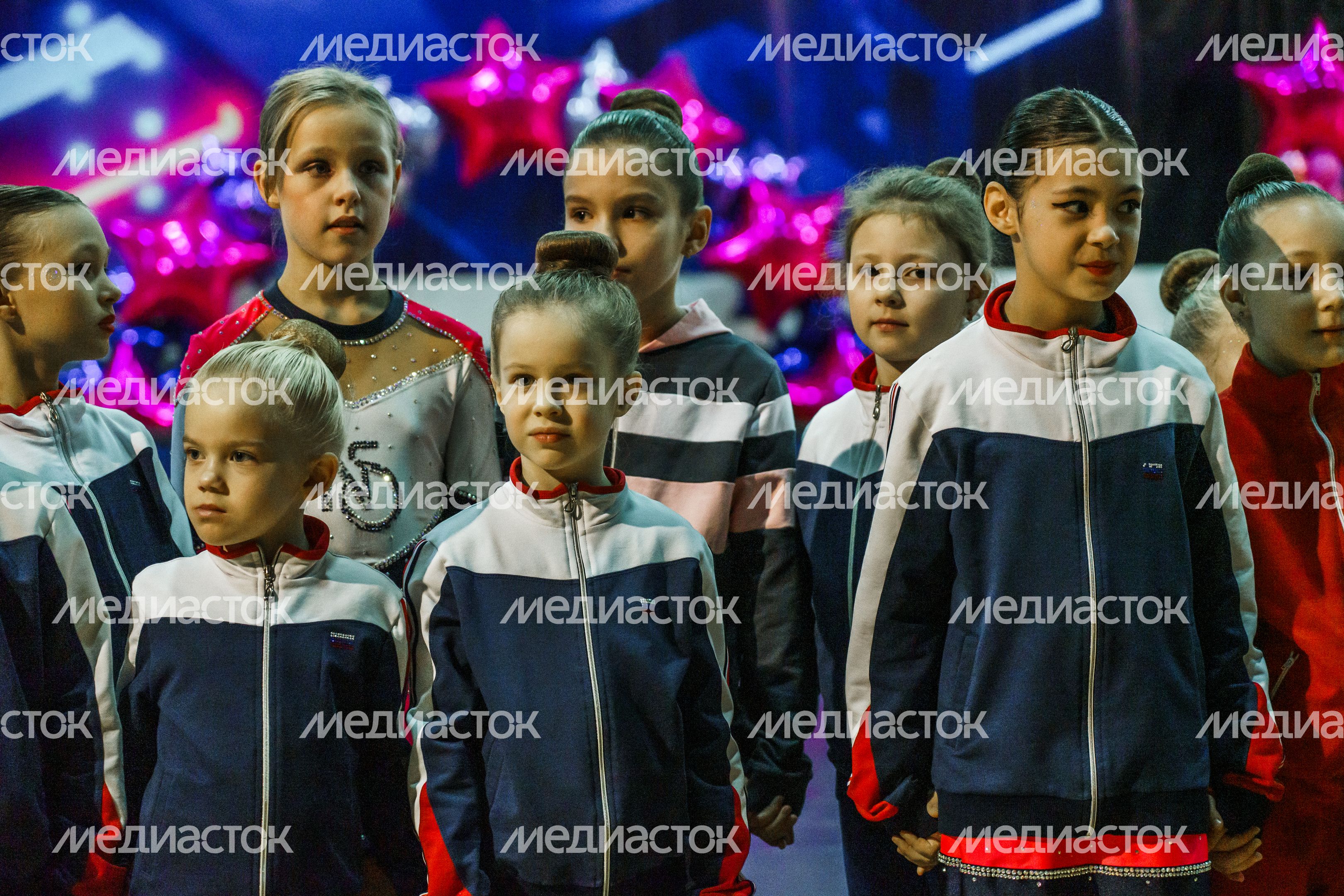Дубна. Соревнования по чирлидингу в спорткомплексе «Радуга» Дубна. Соревнования по чирлидингу в спорткомплексе «Радуга»