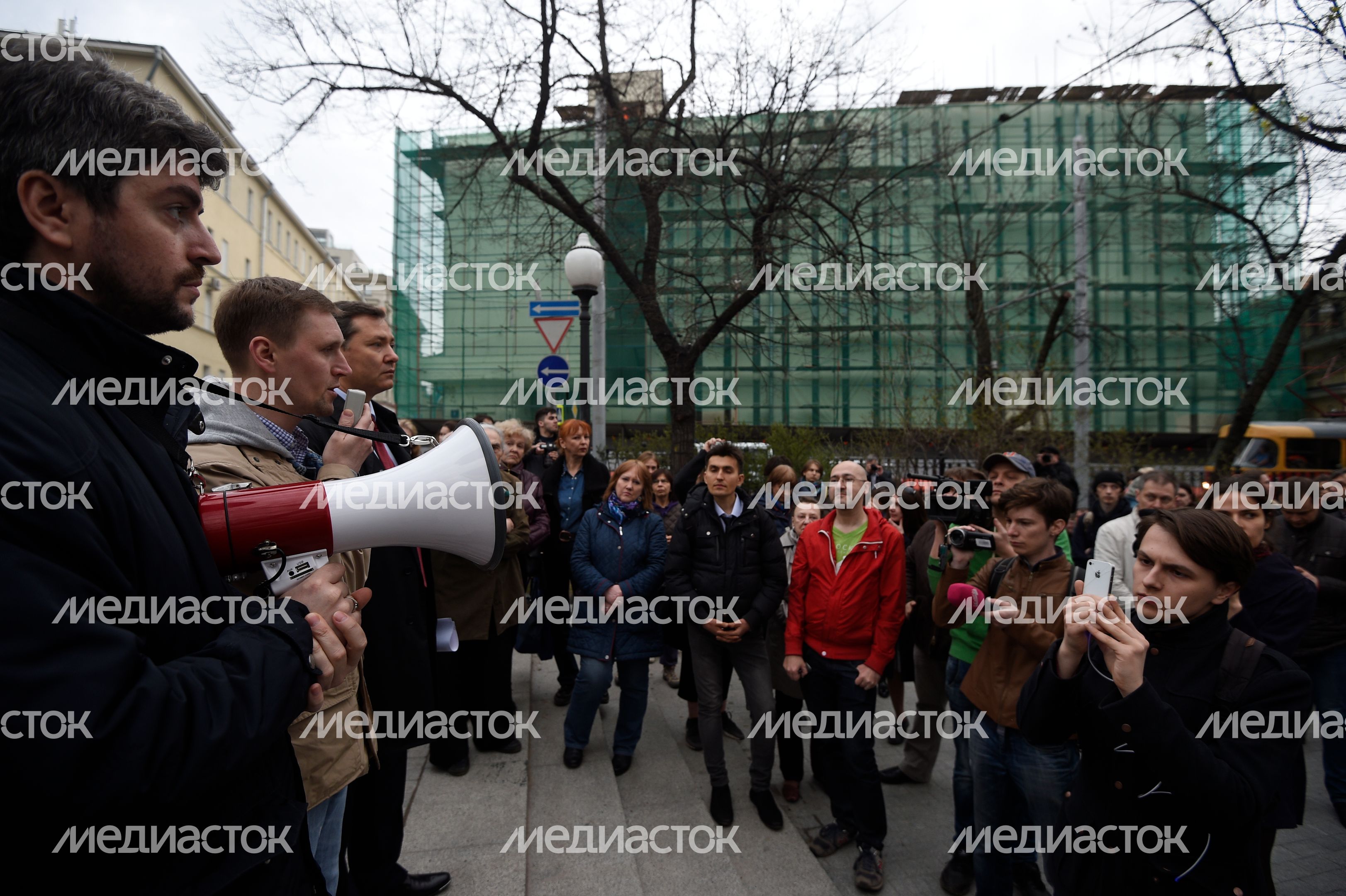 Народный сход в защиту Таганской АТС в Москве