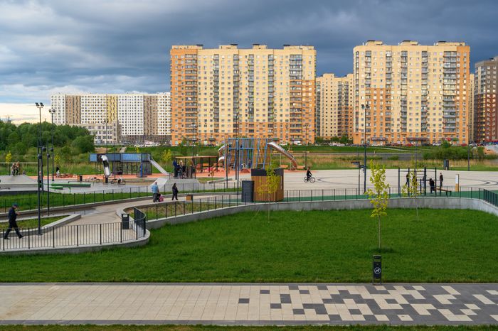 Парк «Дружба» у озера Черное в микрорайоне Зенино в Люберцах